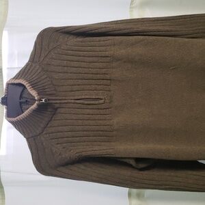 Men's XL Green Columbia Winter Sweater In Good Used Condition